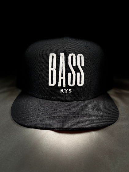 RYS SNAPBACK LIDS Bass